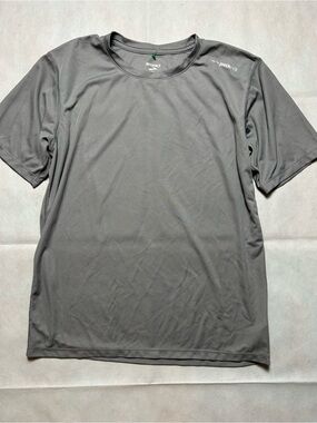 Brooks men’s performance grey short sleeve shirt size large